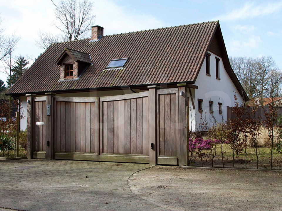 Offerte houten poort nodig? Diba! Offerte houten poort nodig? Diba!